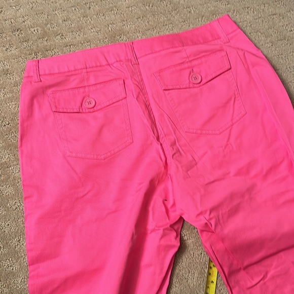 New York & Co Pedal Pushers. Bright pink. Size 12 - Picture 6 of 6